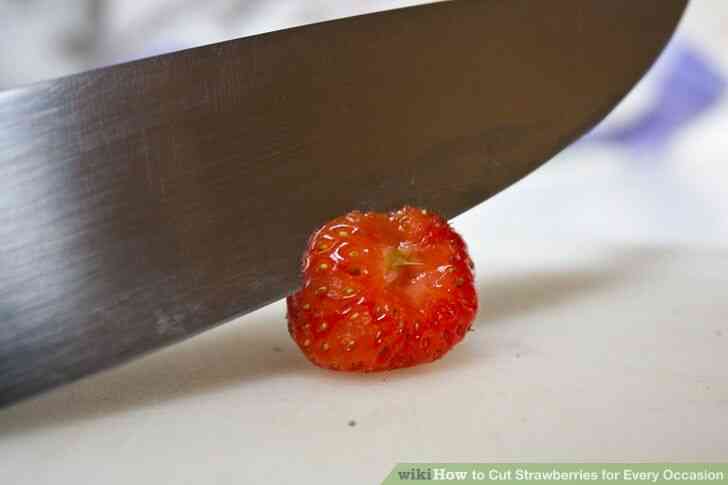 Image intitulée Couper les fraises Étape 3